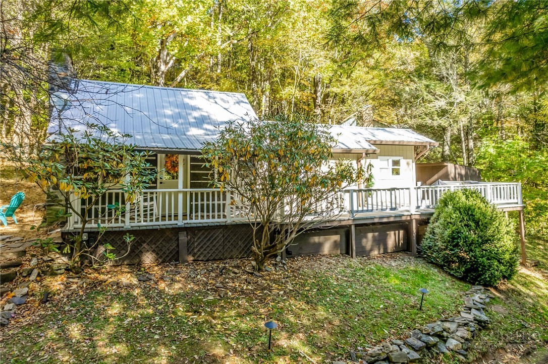 284 Grady Winkler Road Boone, NC 28607 - Photo 2 of 39