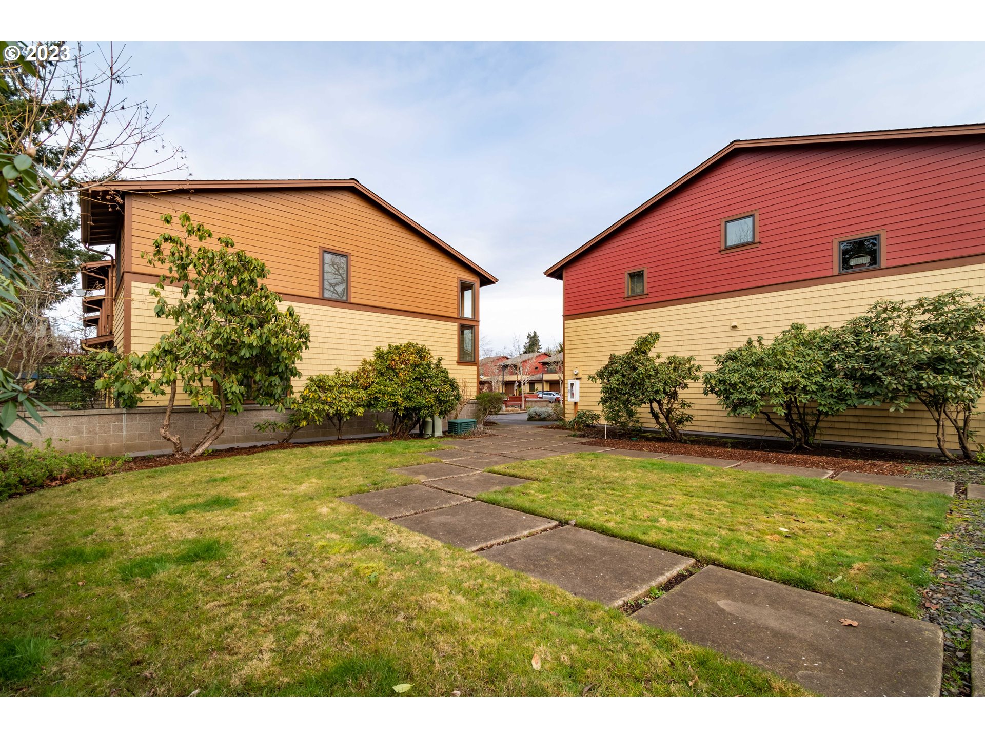 1410 Perdue Loop Eugene, OR 97401 - Photo 31 of 32 a view of an outdoor space