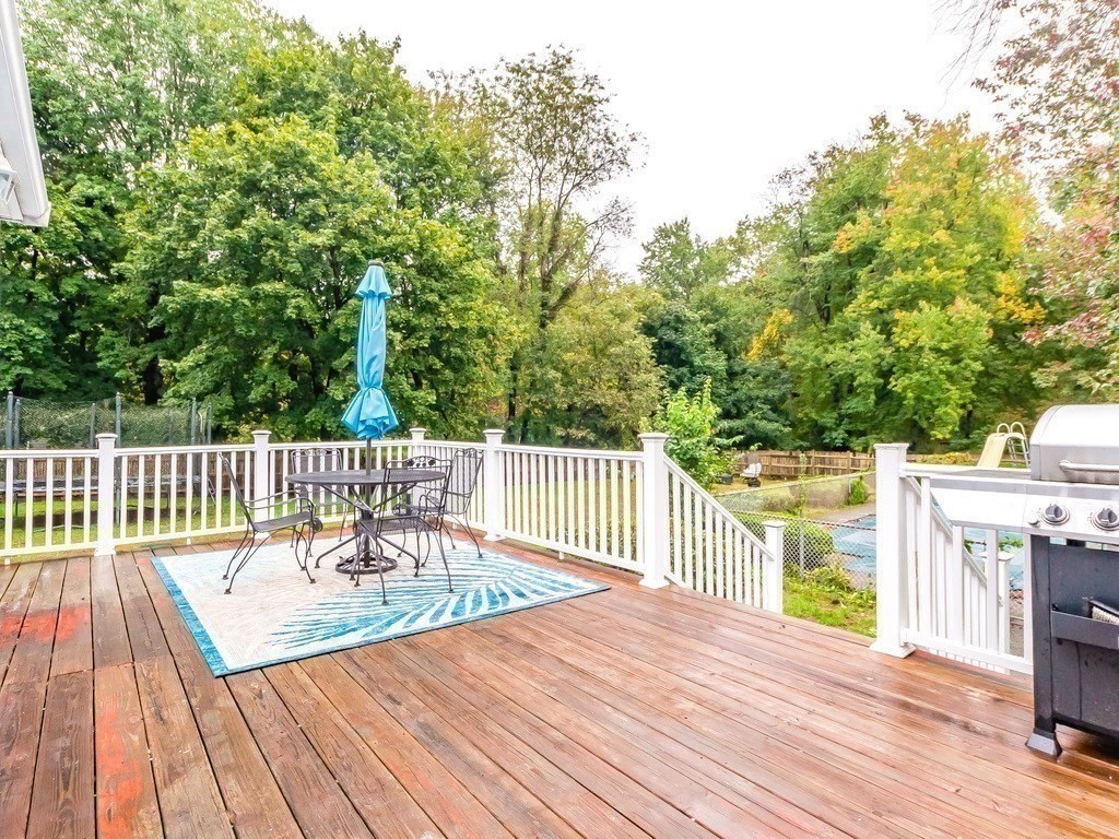 8 Cochrane Road Wilmington, MA 01887 - Photo 8 of 42 Gallery Image 8