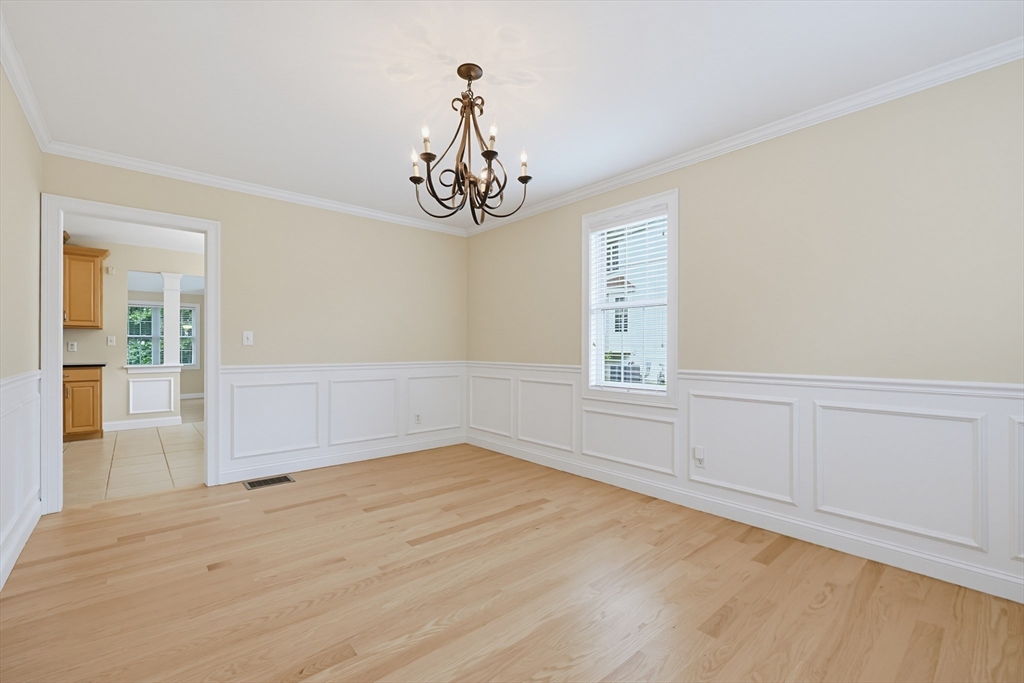 25 Sullivan Way Foxboro, MA 02035 - Photo 14 of 41
