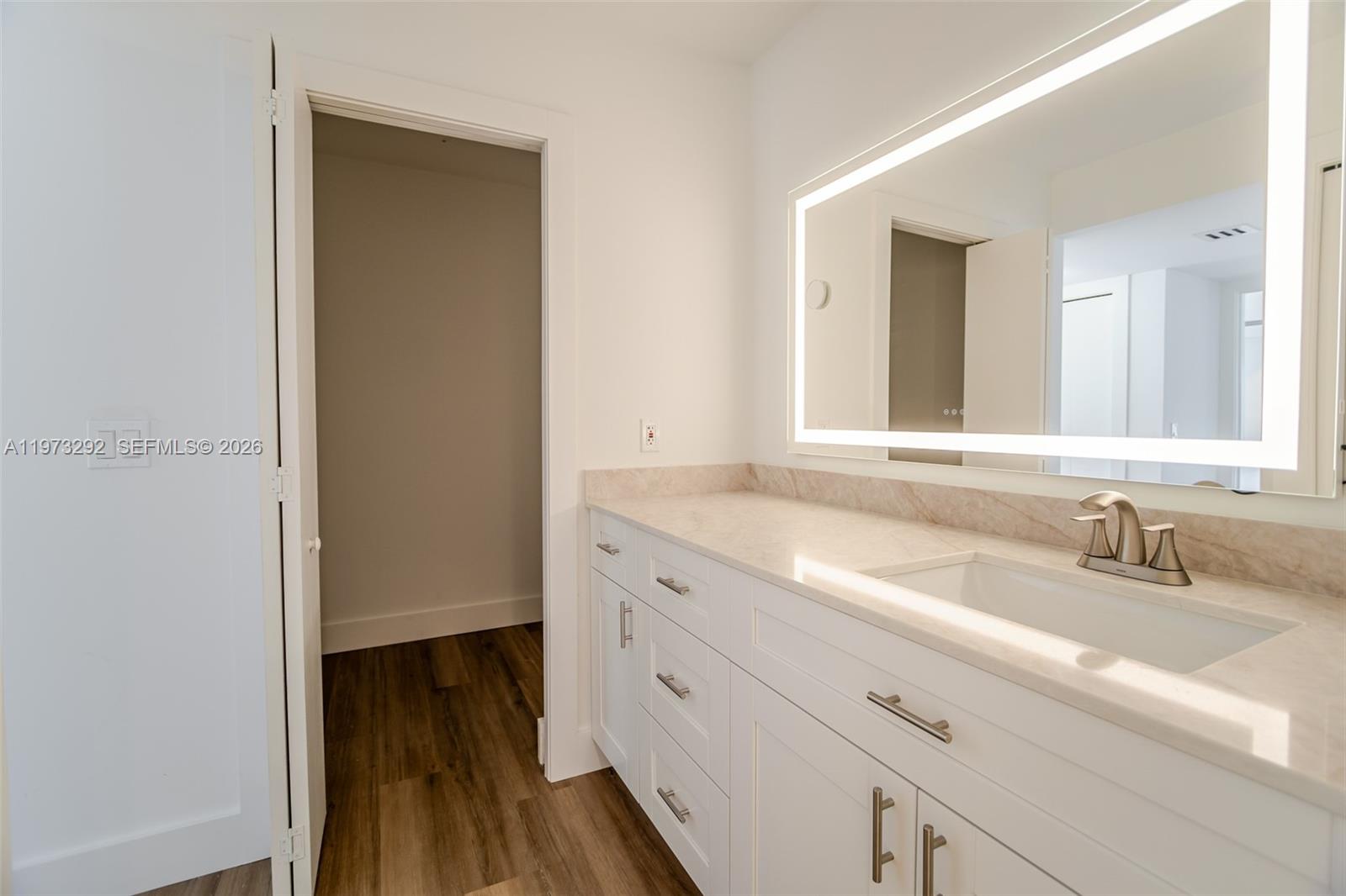 370 Racquet Club Road, Unit 101 Weston, FL 33326 - Photo 12 of 21