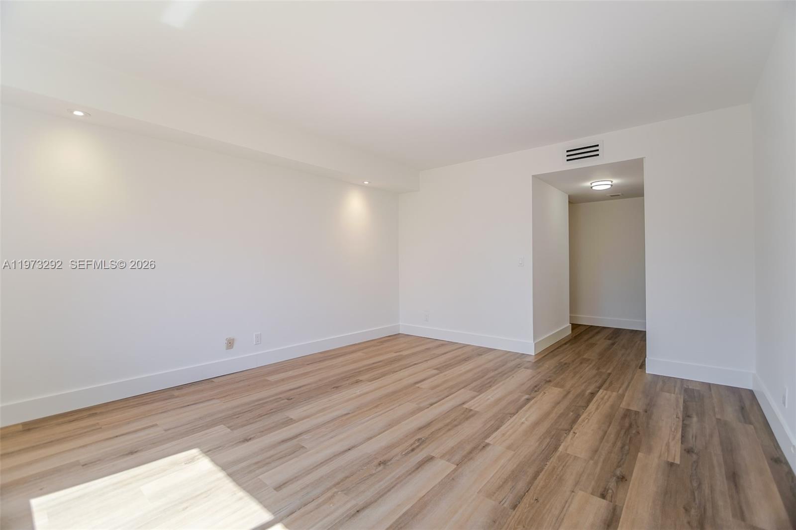 370 Racquet Club Road, Unit 101 Weston, FL 33326 - Photo 15 of 21