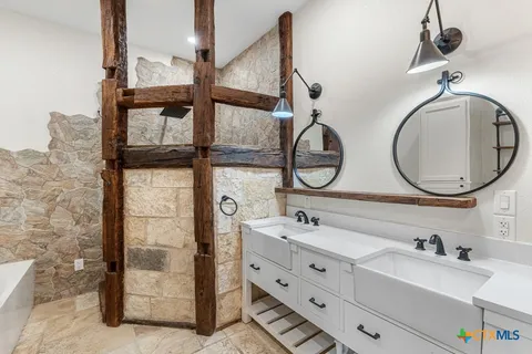 $1,325,000 | 417 Riverside Drive, Killeen, TX 76542