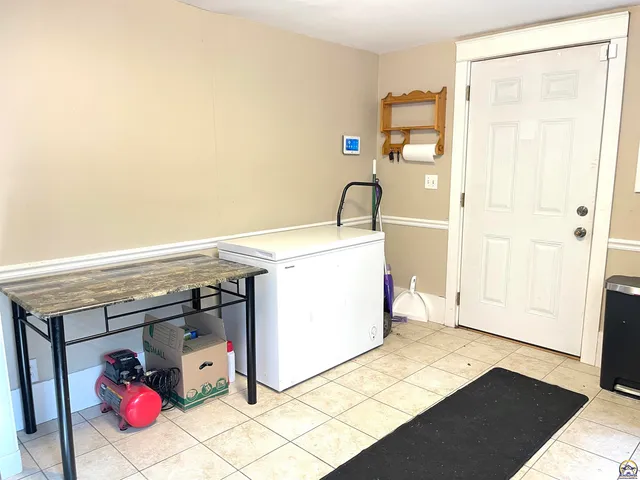 $137,500 | 724 Northeast Wabash Avenue, Topeka, KS 66616