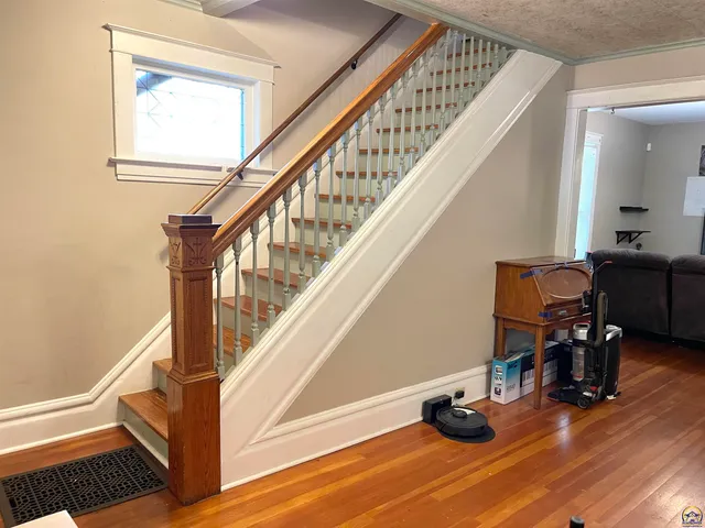 $137,500 | 724 Northeast Wabash Avenue, Topeka, KS 66616