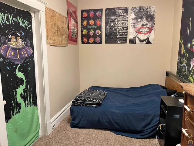 $137,500 | 724 Northeast Wabash Avenue, Topeka, KS 66616