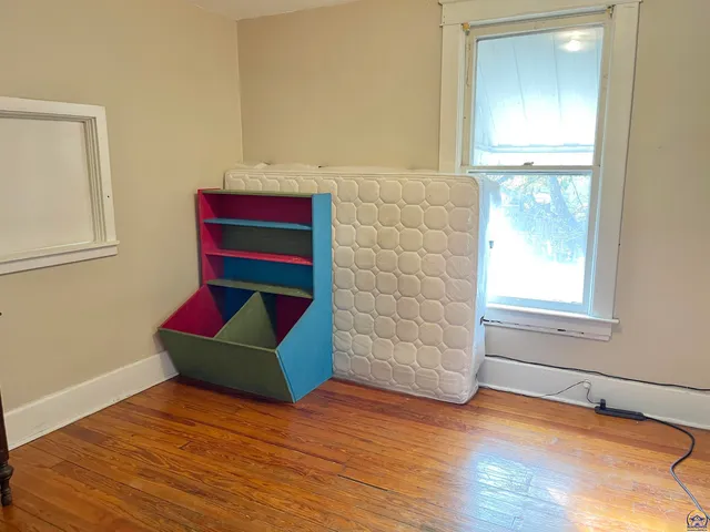 $137,500 | 724 Northeast Wabash Avenue, Topeka, KS 66616