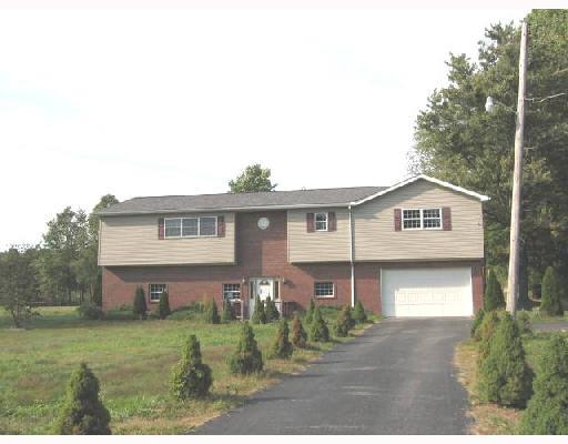 2222 Mercer Wm Road West Middlesex, PA 16159 - Photo 1 of 8 Exterior Front.