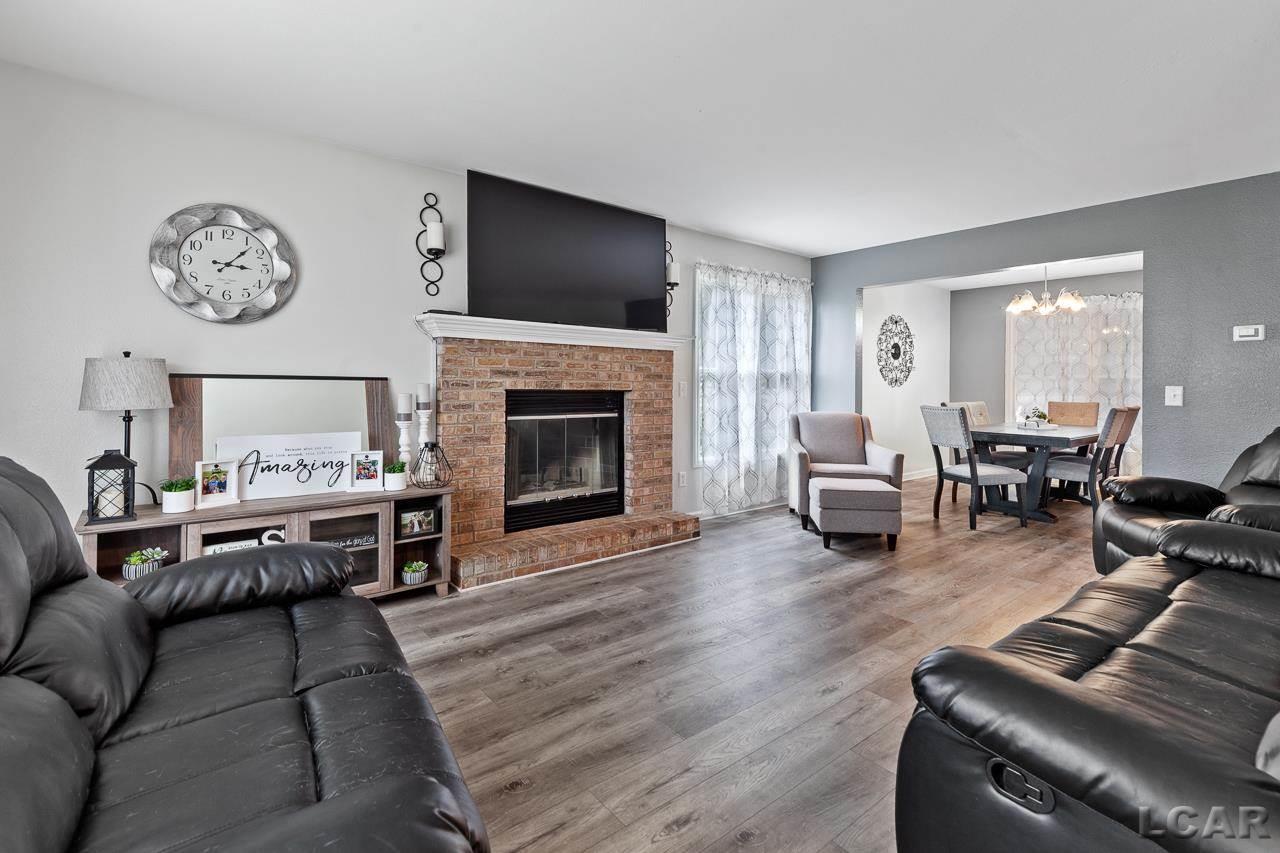 2544 Wood Ridge Drive Adrian, MI 49221 - Photo 3 of 44