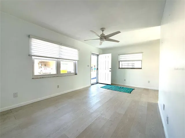 $148,000 | 12400 Park Boulevard North, Unit 524, Seminole, FL 33772