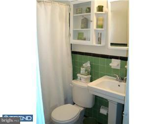 3947 Stratford Road Drexel Hill, PA 19026 - Photo 10 of 12 Bathroom