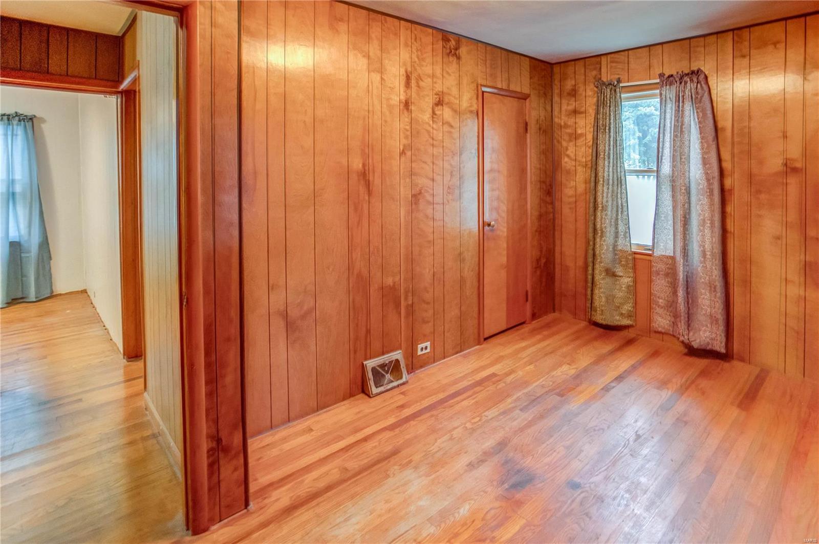 504 West Spring Street Staunton, IL 62088 - Photo 17 of 23
