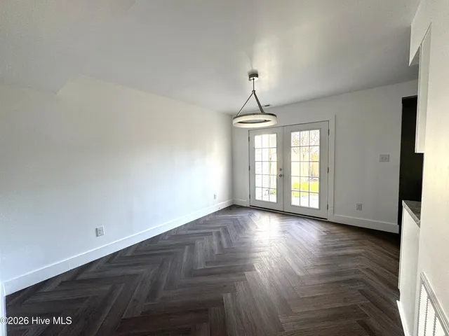 $1,300 | 411 Myrtlewood Circle, Jacksonville, NC 28546