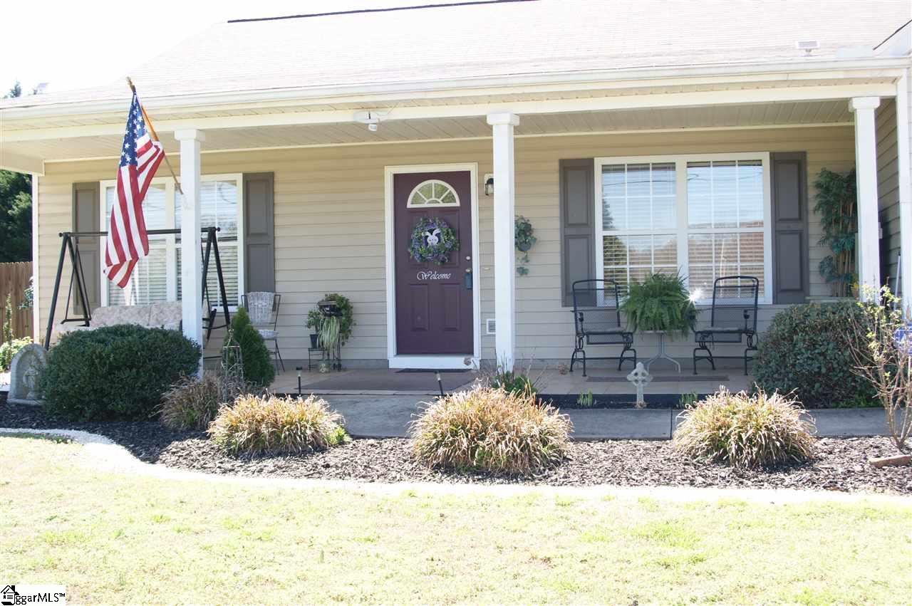 3704 Ballenger Road Greer, SC 29651 - Photo 2 of 29