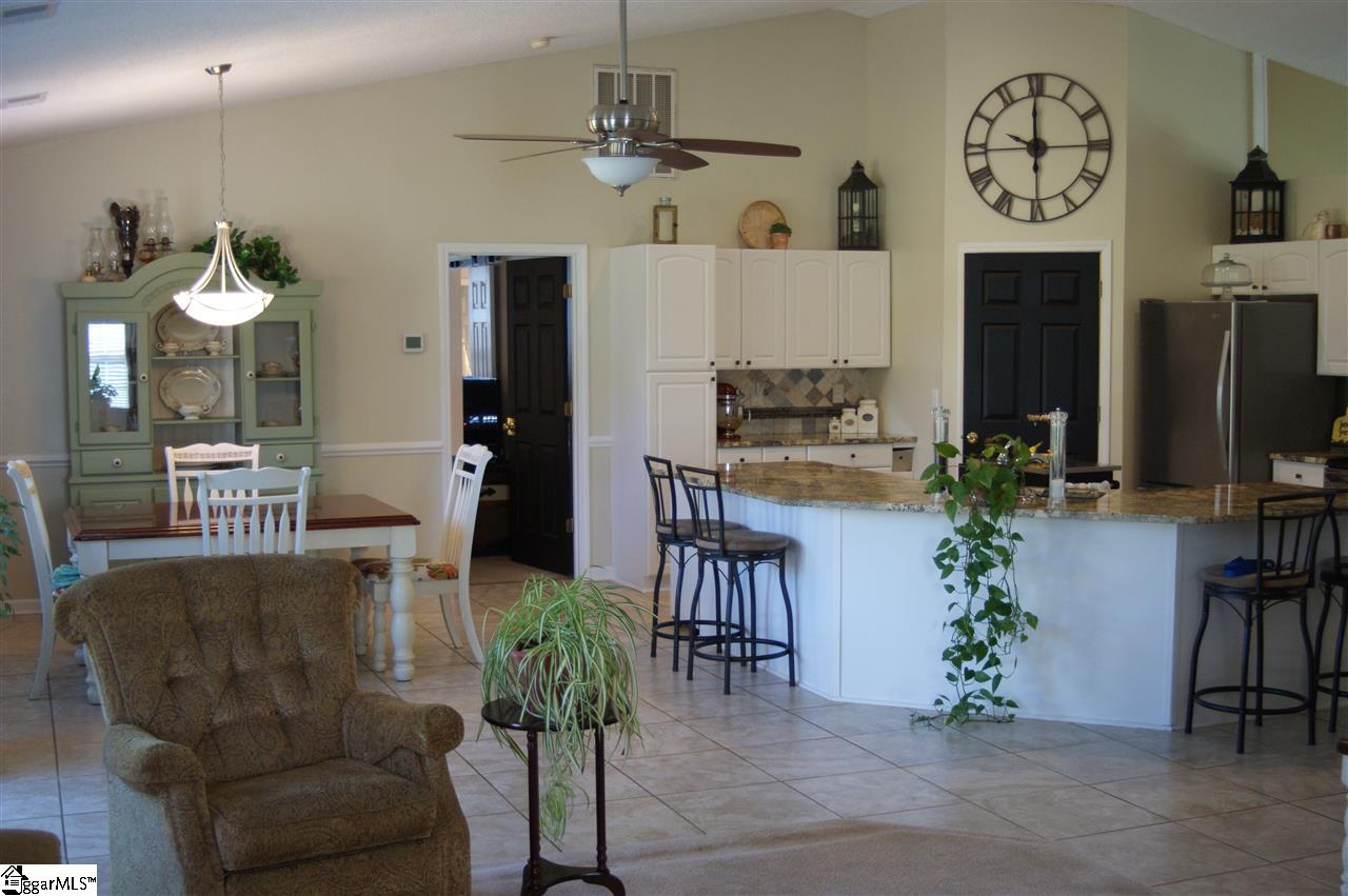 3704 Ballenger Road Greer, SC 29651 - Photo 13 of 29