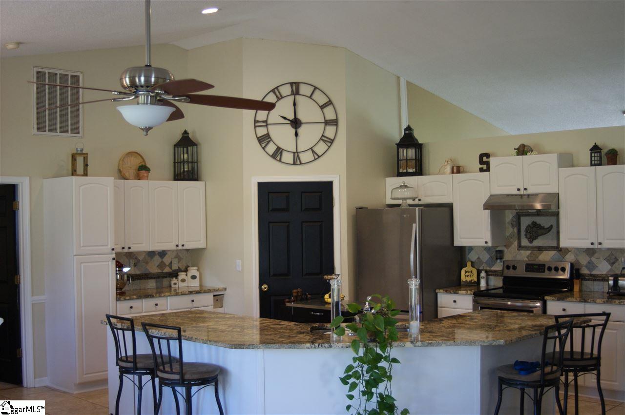 3704 Ballenger Road Greer, SC 29651 - Photo 14 of 29