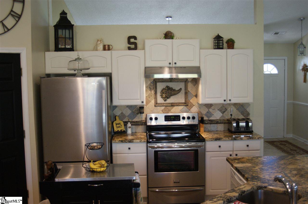 3704 Ballenger Road Greer, SC 29651 - Photo 15 of 29