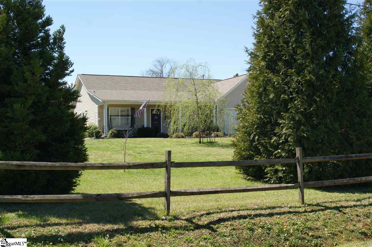 3704 Ballenger Road Greer, SC 29651 - Photo 3 of 29