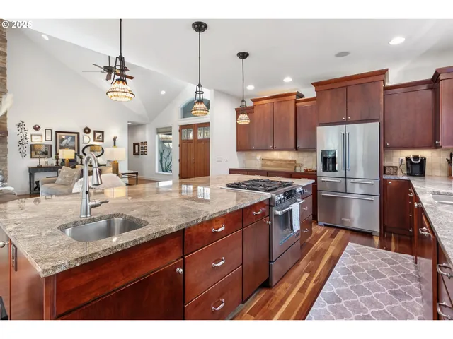 $1,349,900 | 168 Yale-Landing Road, Cougar, WA 98616