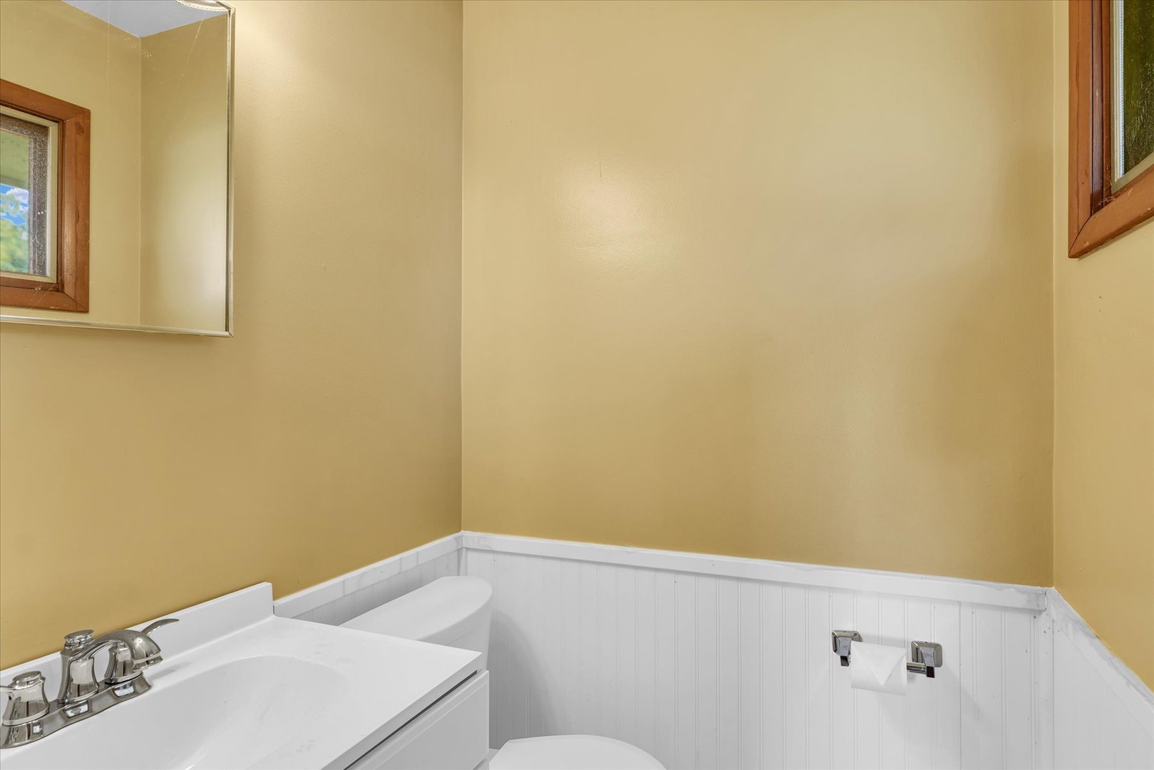 1512 Locust Avenue Rantoul, IL 61866 - Photo 19 of 39 a bathroom with a sink and a mirror