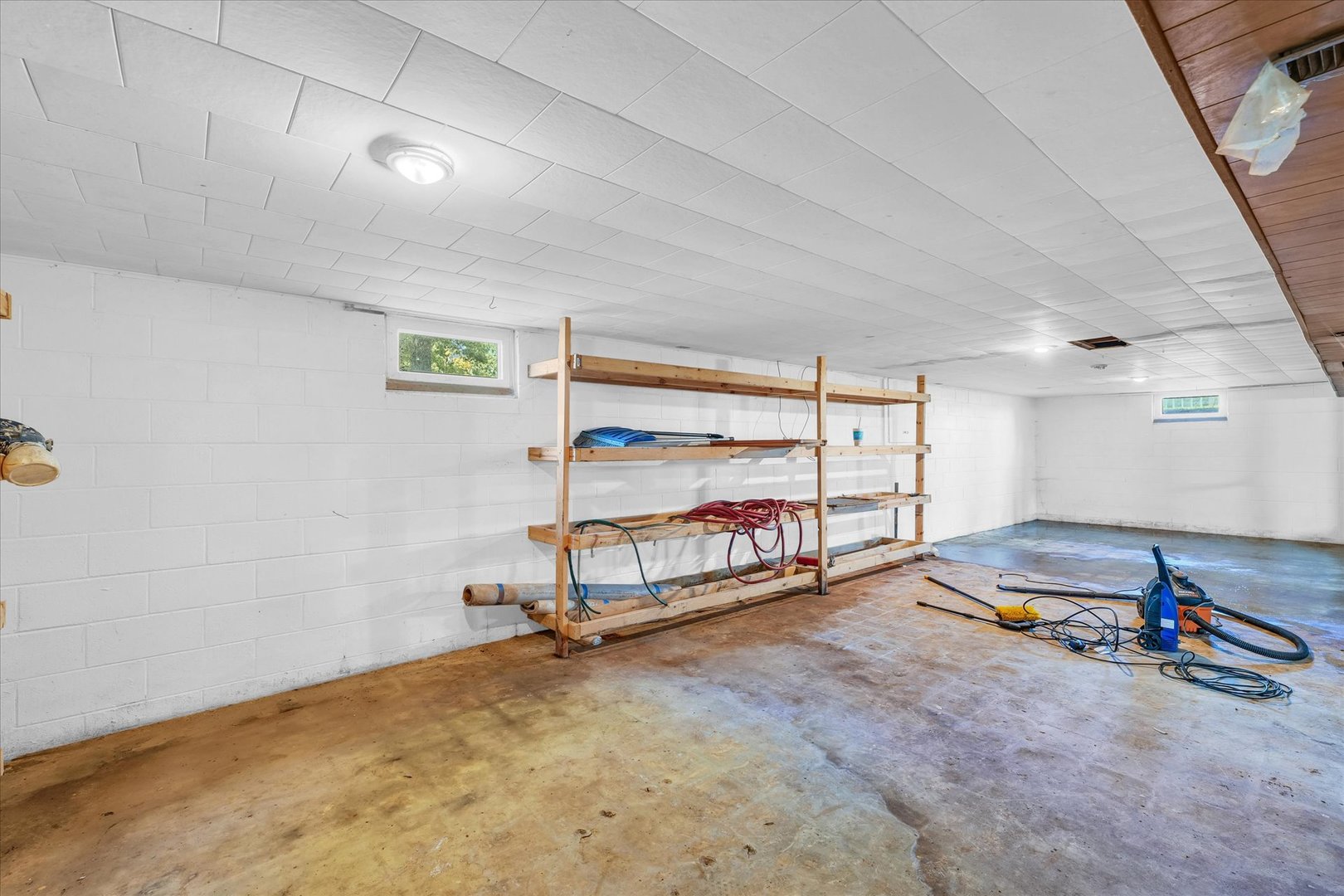 1512 Locust Avenue Rantoul, IL 61866 - Photo 29 of 39 a view of a room with gym equipment