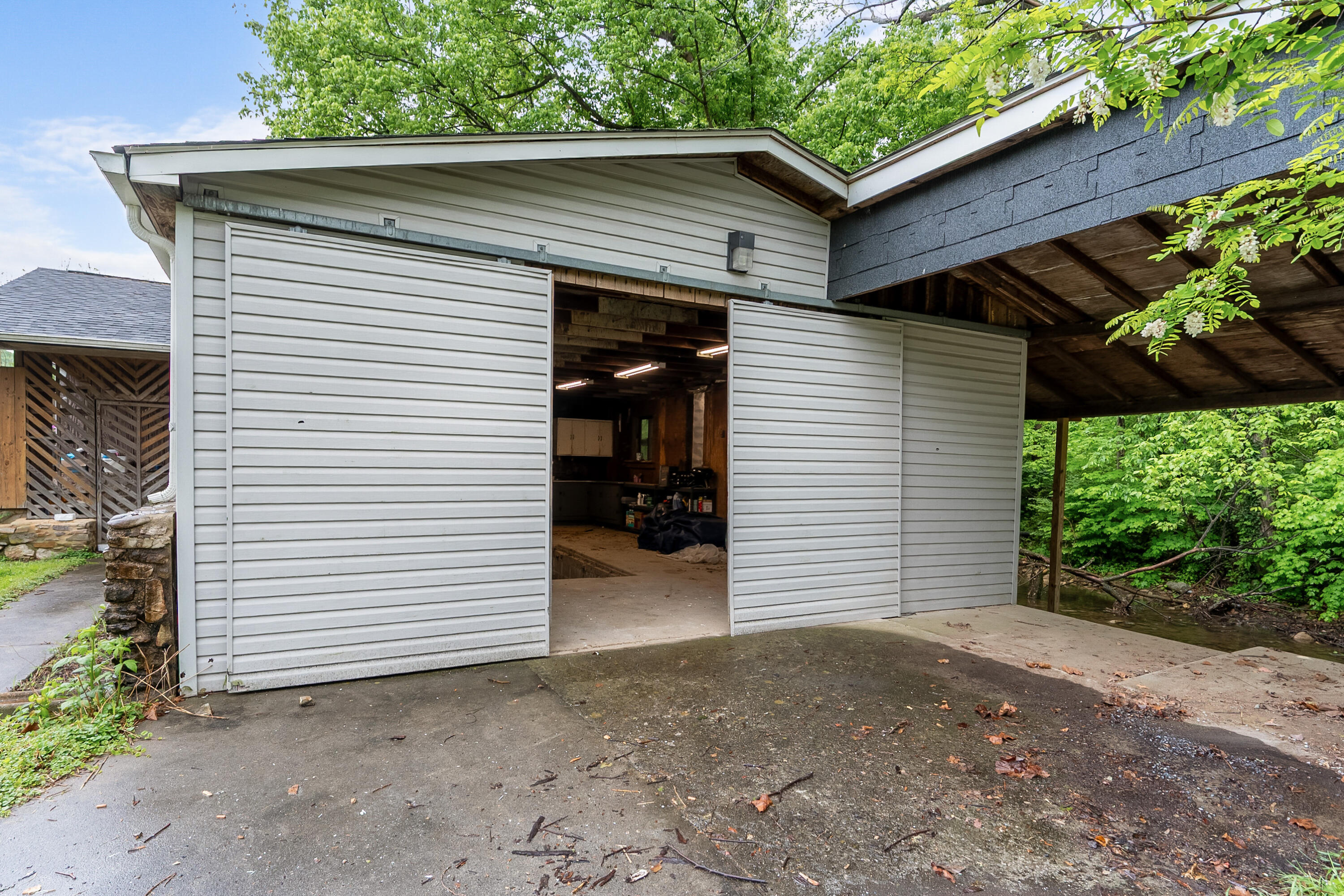 9151 Roanoke Road Elliston, VA 24087 - Photo 30 of 38 g1