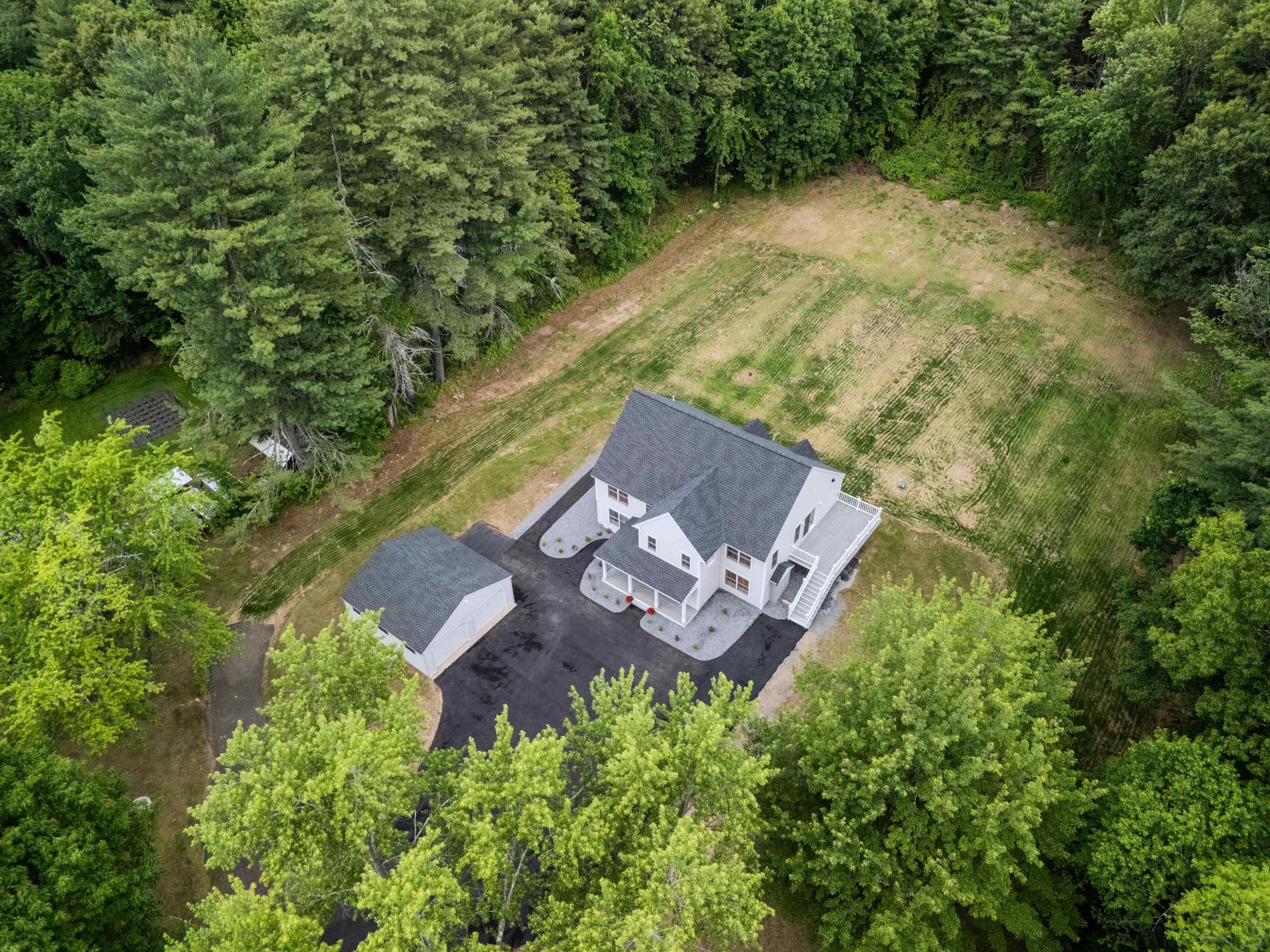 427 Middle Road Brentwood, NH 03833 - Photo 29 of 30