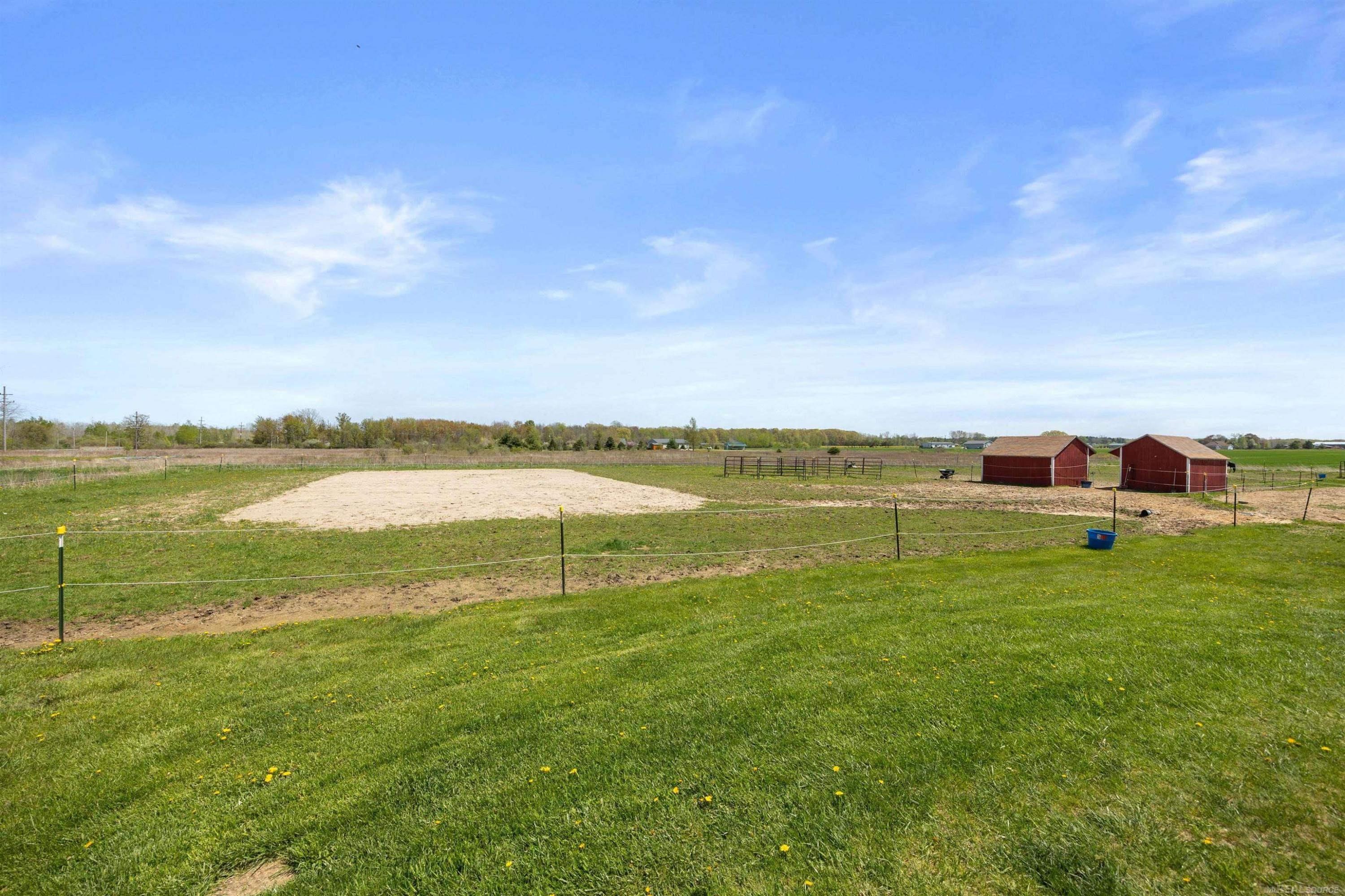 7613 Fisher Road Avoca, MI 48006 - Photo 12 of 31 50213010-86ad1242-994e-4cff-9403-91c5c550a68b.JPG