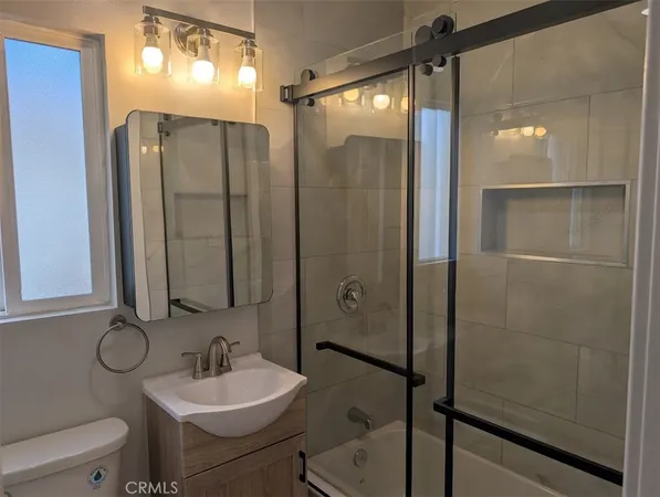 $2,900 | 1903 Cabrillo Avenue, Unit C, Torrance, CA 90501