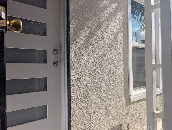 $3,100 | 1903 Cabrillo Avenue, Unit C, Torrance, CA 90501