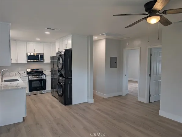 $3,100 | 1903 Cabrillo Avenue, Unit C, Torrance, CA 90501