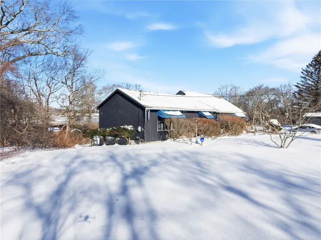 $1,199,900 | 585 Meadow View Avenue, Warwick, RI 02889