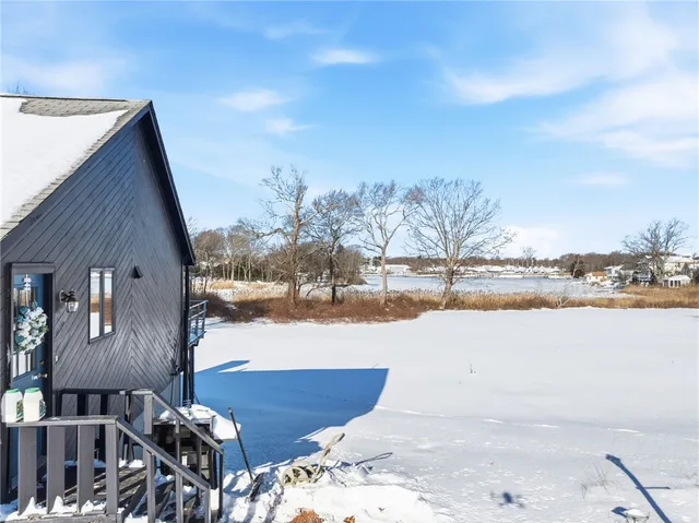 $1,199,900 | 585 Meadow View Avenue, Warwick, RI 02889