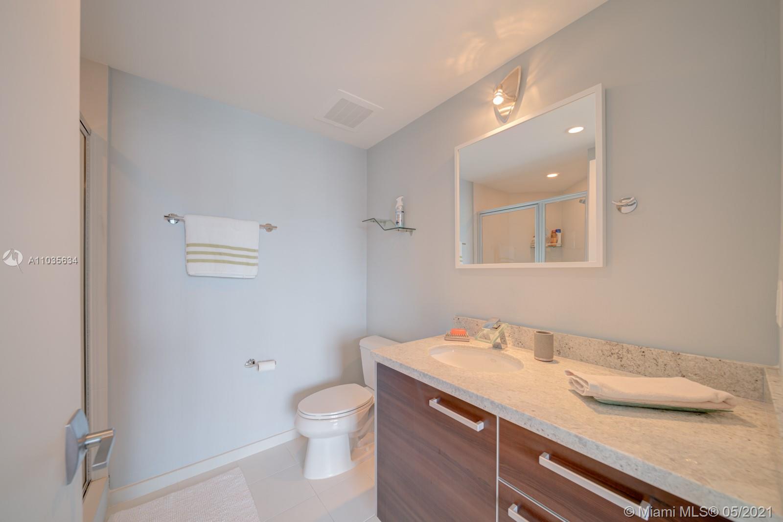 185 Southwest 7th Street, Unit 2003 Miami, FL 33130 - Photo 15 of 22