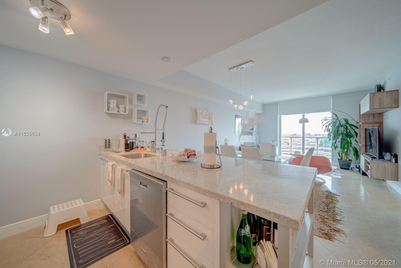 185 Southwest 7th Street, Unit 2003 Miami, FL 33130 - Photo 5 of 22