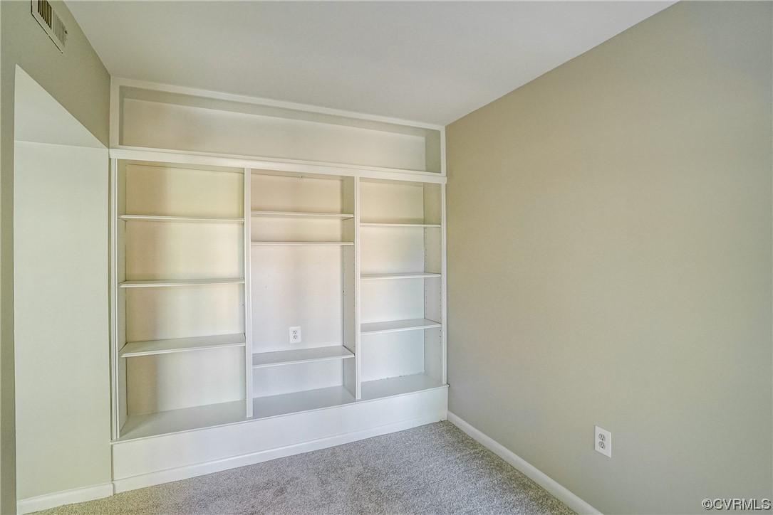 1501 Thistle Road, Unit 103 Henrico, VA 23238 - Photo 15 of 27 a room with walk in closet