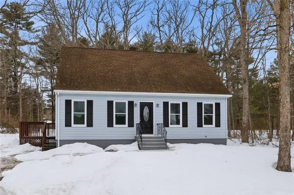 $402,000 | 1370 Plainfield Pike, Sterling, CT 06377