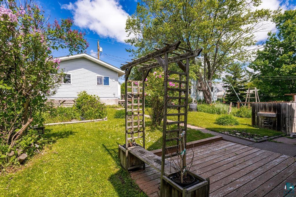 815 East 7th Street Duluth, MN 55805 - Photo 36 of 39
