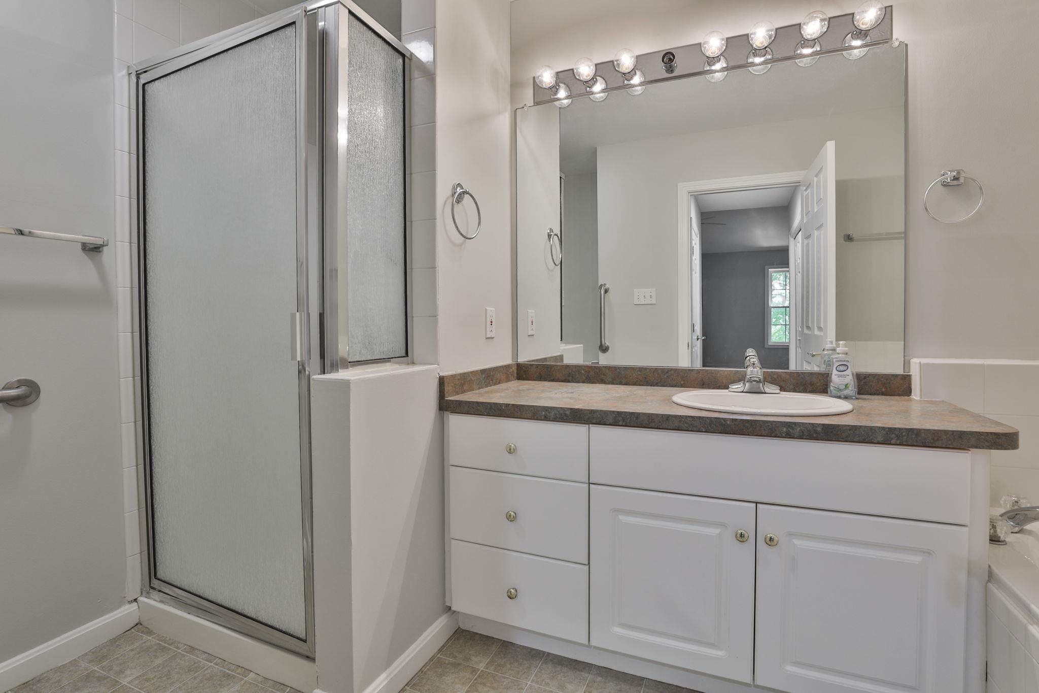 1465 Hooksett Road, Unit 403 Hooksett, NH 03106 - Photo 24 of 34 Gallery Image 24