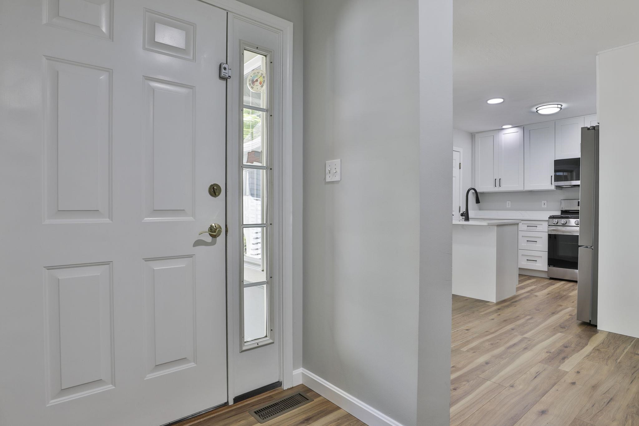 1465 Hooksett Road, Unit 403 Hooksett, NH 03106 - Photo 4 of 34 Gallery Image 4