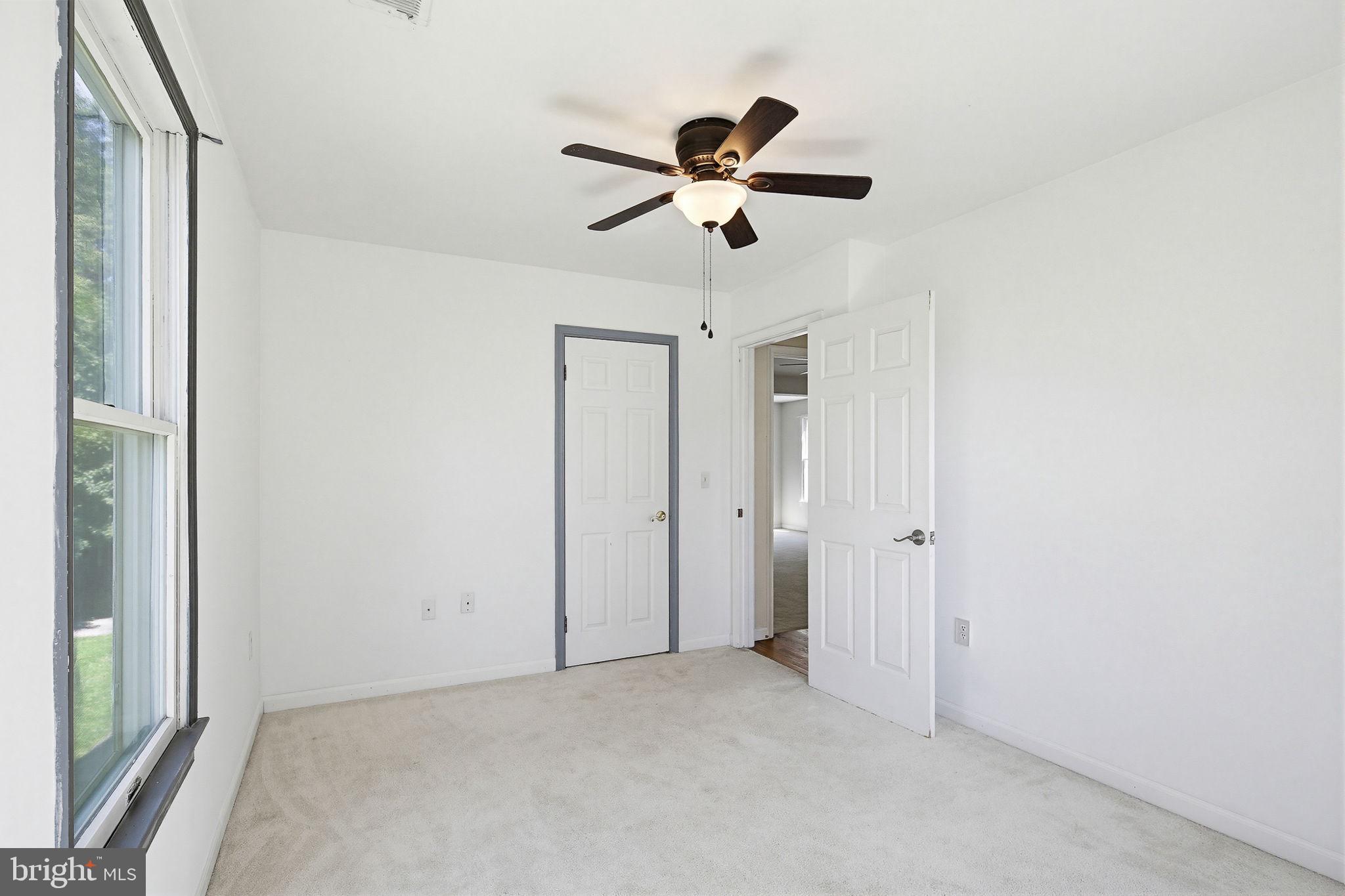 2621 Braddock Road Mount Airy, MD 21771 - Photo 40 of 56
