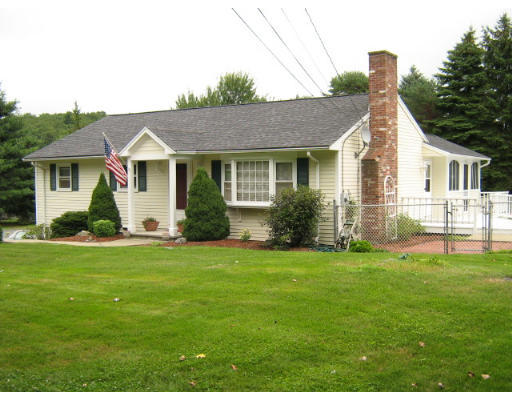 36 Snow Road Grafton, MA 01536 - Photo 1 of 18 Gallery Image 1