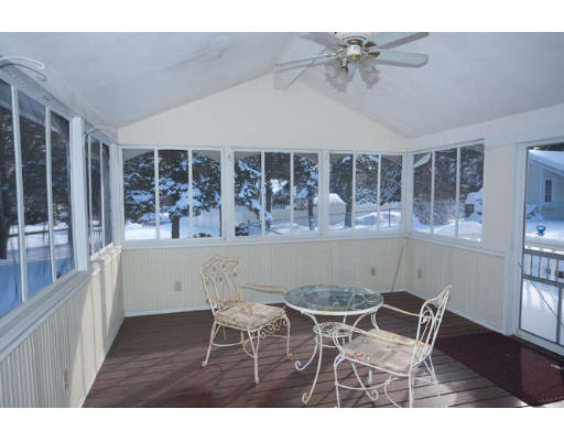 36 Snow Road Grafton, MA 01536 - Photo 5 of 18 Gallery Image 5