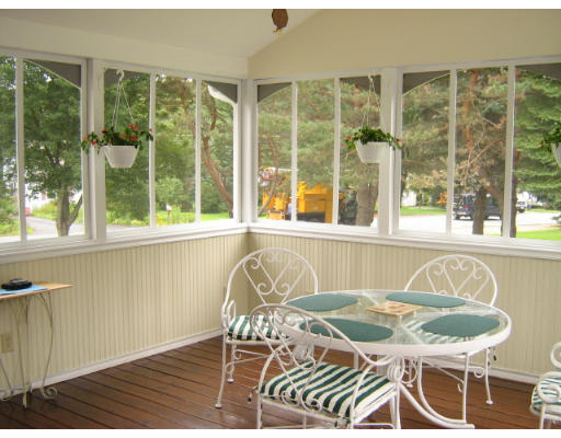36 Snow Road Grafton, MA 01536 - Photo 6 of 18 Gallery Image 6