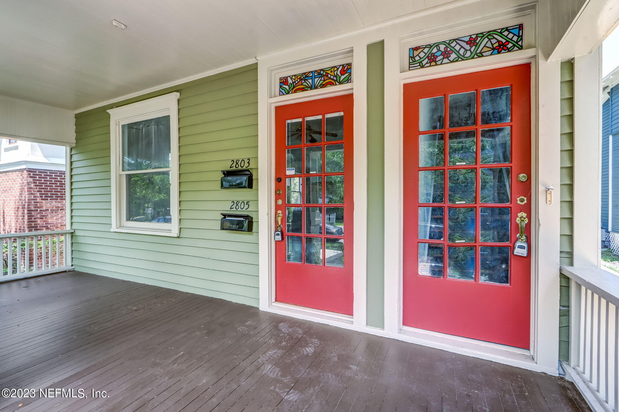 2805 College Street Jacksonville, FL 32205 - Photo 4 of 40 a view of an front door of a house