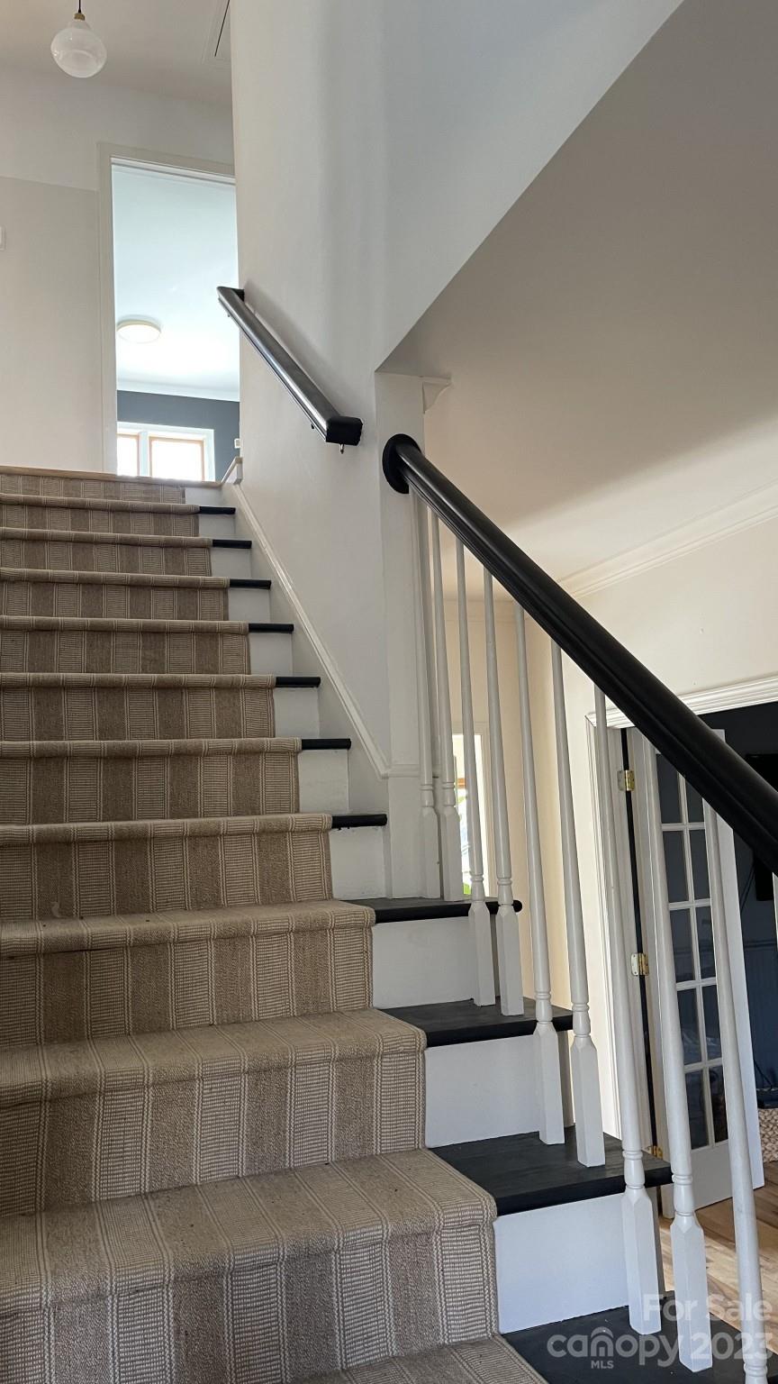 4101 Coleman Drive Charlotte, NC 28215 - Photo 11 of 34 a view of entryway and hall