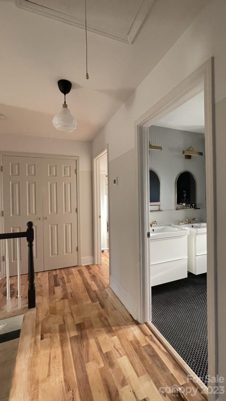 4101 Coleman Drive Charlotte, NC 28215 - Photo 9 of 34 a view of hotel room