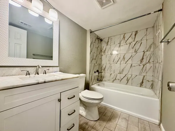 $100,000 | 401 Marshall Court, Unit 2, Fort Walton Beach, FL 32548