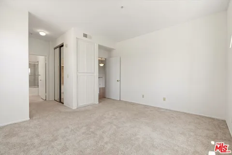 $749,000 | 1522 South Saltair Avenue, Unit 206, Los Angeles, CA 90025