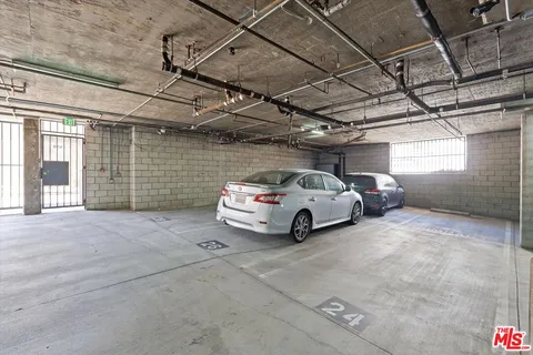 $749,000 | 1522 South Saltair Avenue, Unit 206, Los Angeles, CA 90025